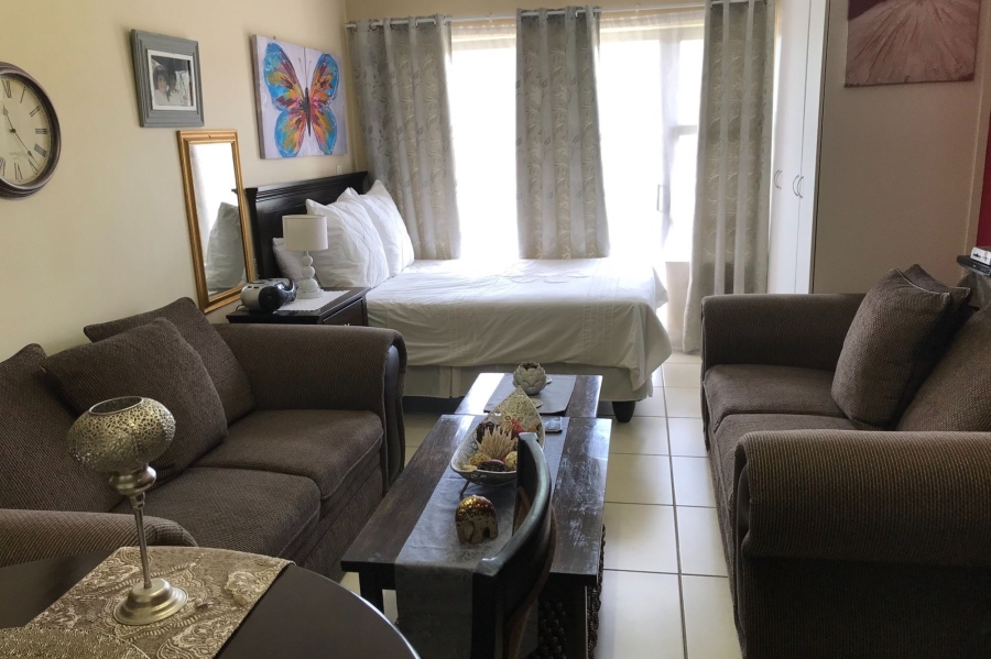 To Let 1 Bedroom Property for Rent in Buh Rein Estate Western Cape